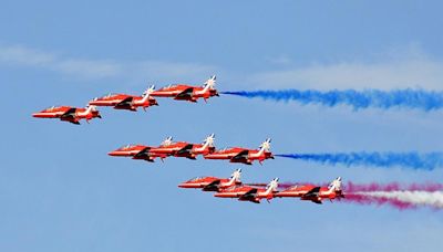 When you can see famous Red Arrows flying over Warrington this weekend