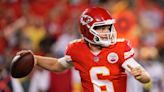 Chiefs tender exclusive rights free agent QB Shane Buechele