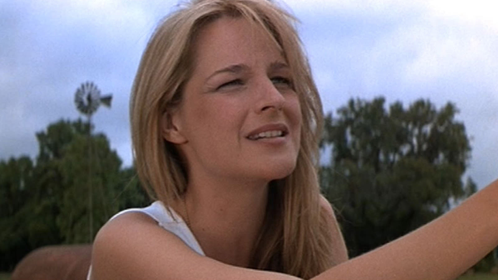Why Helen Hunt Almost Didn't Star In Twister - Looper
