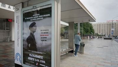 Guerre en Ukraine : « Têtes de mort », « affiches»... Les menaces se multiplient près de l’Ambassade de France en Russie