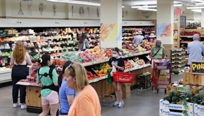 Monthly US consumer prices post first drop in four years as inflation subsides