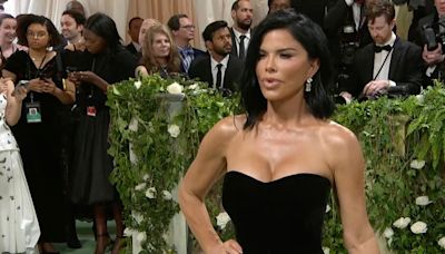 Lauren Sánchez Walks the 2024 Met Gala Carpet Solo — Where's Jeff Bezos?