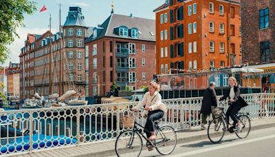 La capital europea que premiará con comida, vino y visitas gratuitas a los turistas que cuiden el medio ambiente