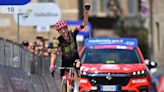 Giro d'Italia Women: Clara Emond takes first pro win with stunning solo effort on stage 4