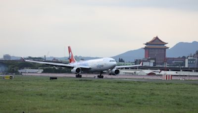 北部雷雨狂炸！松山機場地面作業暫停 班機延誤