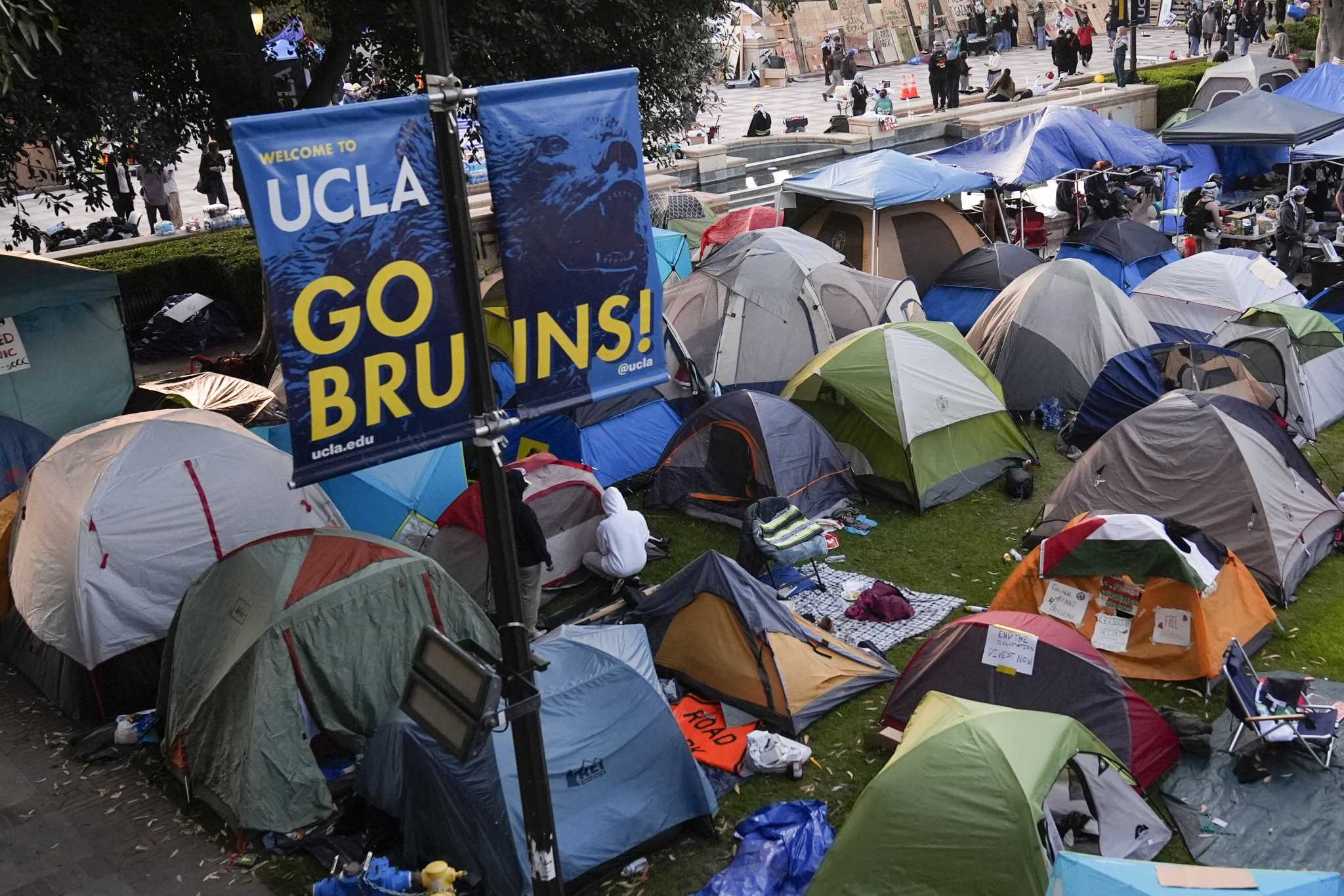 Dozens arrested in new pro-Palestinian protests at University of California, Los Angeles