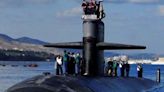 La Nación / El submarino nuclear estadounidense USS Helena llega a Cuba un día después que el Kazan