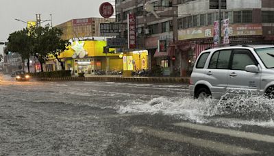 台南雷雨伴強風 新市區3小時累積雨量破百毫米