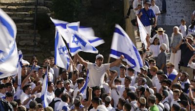 Miles de colonos marchan por Jerusalén Oriental: "Venimos a hacer honor a nuestro legado"