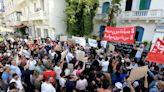 Nach Verurteilungen: Hunderte demonstrieren in Tunis gegen Mediengesetz