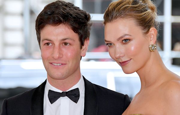 Inside the relationship of billionaire venture capitalist Josh Kushner and model Karlie Kloss, the power couple with unconventional ties to Trump