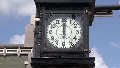 Van Wert community gathers downtown to witness unveiling of restored historic centerpiece