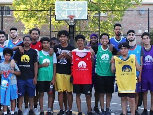 Bell Canada and Toronto Raptors surprise York Region’s Play Forever group with a $100,000 grant cheque