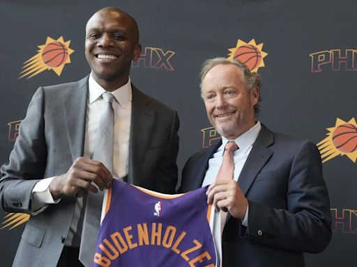 Los Phoenix Suns presentan oficialmente a un emocionado Mike Budenholzer