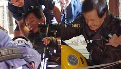 成龍動作戲親上陣！騎重機摔飛「面露痛苦」霸氣喊：太容易了│TVBS新聞網