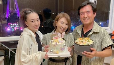 演藝圈CP模範傳婚變？和檢場結婚30年 李翊君吐實情