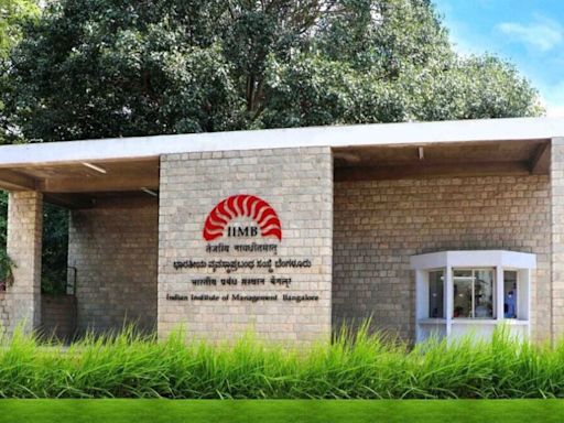 IIM-Bangalore introduces Executive General Management Program in Pune