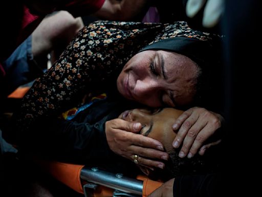 Israel enfrenta nuevas críticas por ataques en Rafah que dejaron decenas de muertos