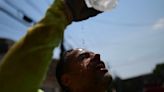 Calor mortal en Texas: exigen cambios laborales para proteger a trabajadores