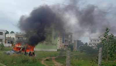 MP Mithun Reddy’s visit to Punganur turns violent; 9 injured as YSRCP and NDA cadres resort to stone-pelting