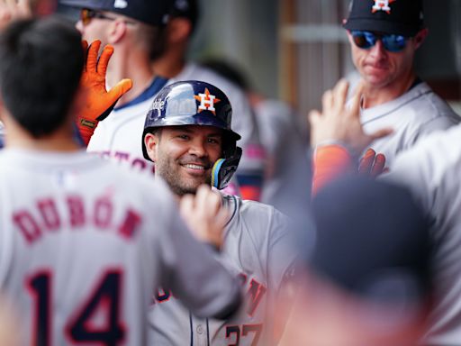 Altuve on pace to threaten his own Astros record in age-34 season