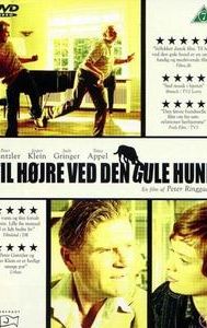 Til højre ved den gule hund