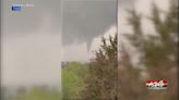 Couple 'weathers' tornado on wedding day