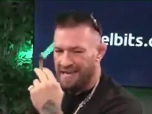 Conor McGregor fuma la marihuana de Mike Tyson y anticipa un KO en la pelea con Jake Paul