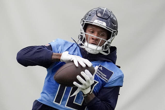 On paper, vets see Titans receivers among their best group yet