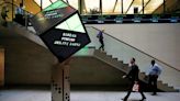 FTSE 100 extends record run on earnings optimism By Reuters