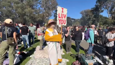 Crowds gather for unofficial 4/20 event in San Francisco's Golden Gate park