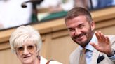 Wimbledon-Auftakt: David Beckham kommt mit seiner Mutter