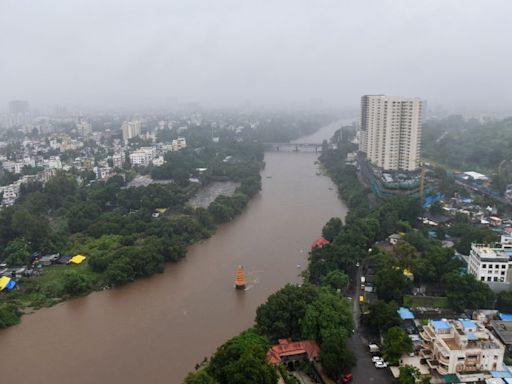 Maharashtra Dams Increase Water Discharge Due to Heavy Rains