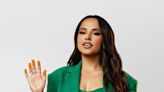 Cheetos® lanza el primer patrocinio de yemas de los dedos del mundo con la superestrella global Becky G para celebrar el regreso de la campaña Deja tu Huella