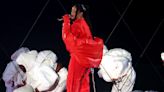 See new videos of Rihanna's backup dancers practicing on a moving Super Bowl stage and nailing their choreography