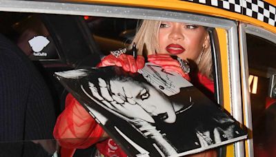 Rihanna Rides the Yellow Cab in New York City, Plus Prince Harry and Meghan Markle, Patrick Dempsey and More
