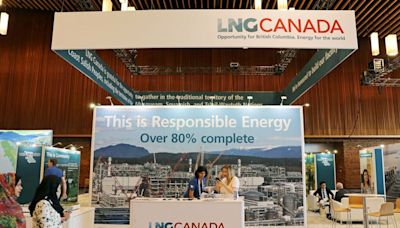 Canadian natural gas firms eager for LNG boom swamp market with excess supply