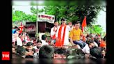 Manoj Jarange holds rally in Latur despite police denial | Aurangabad News - Times of India