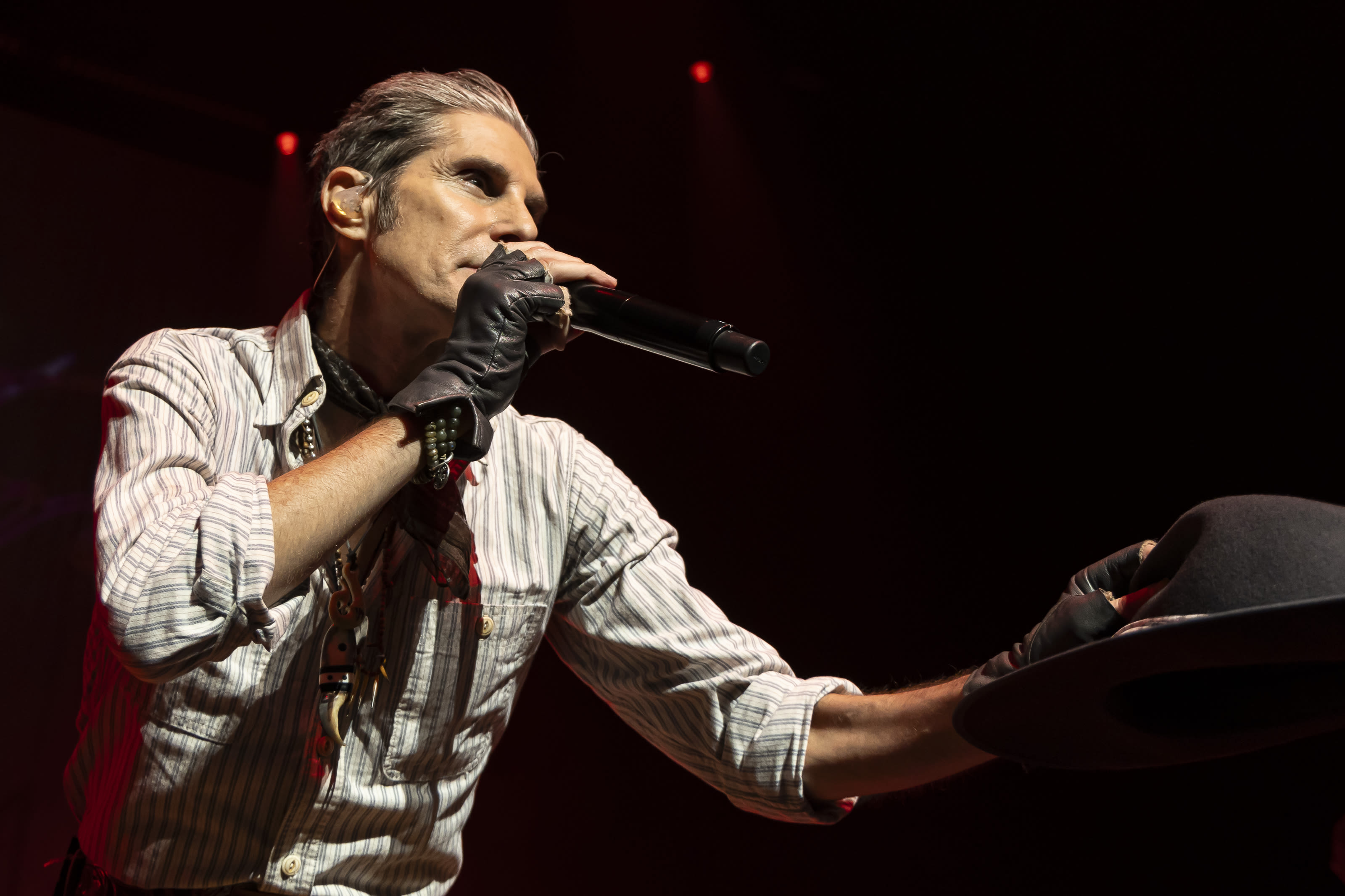 Perry Farrell Apologizes to Dave Navarro and Jane’s Addiction Bandmates After On-Stage Fight: ‘Inexcusable Behavior’