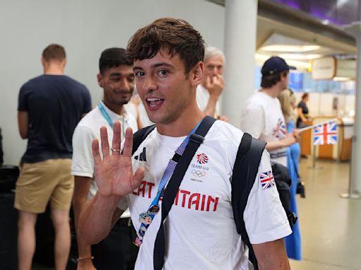 El cinco veces medallista olímpico Tom Daley anuncia su retiro de los clavados