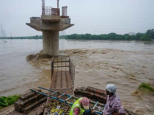 Delhi Govt Sets Up All-Day Flood Control Room To Monitor Water Level Of Yamuna River