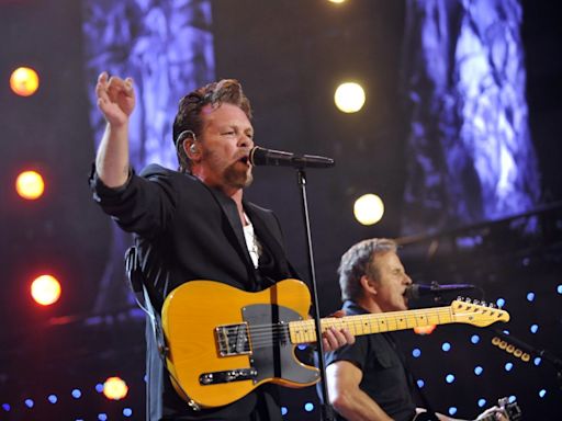 John Mellencamp would like you to behave. Or ‘don’t come to my show.’