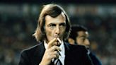 César Menotti, manager who gave Maradona his first cap and steered Argentina to 1978 World Cup glory – obituary