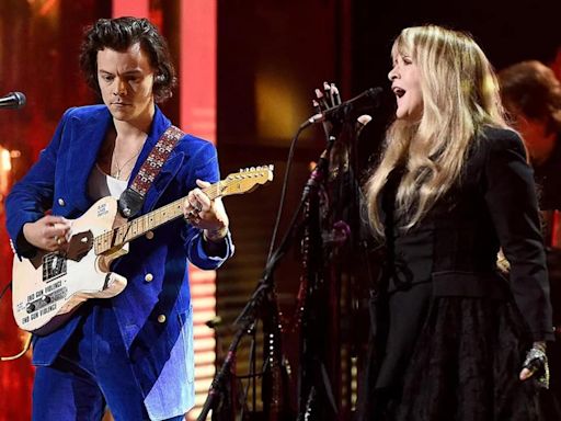 Harry Styles duets with Stevie Nicks in a tribute to Christine McVie