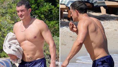 Orlando Bloom Strips Down, Goes For A Swim at Italian Beach