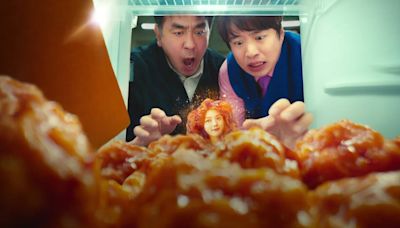 ¿Convertirse en un nugget de pollo? Todo es posible en la serie más bizarra de Netflix