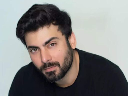 Fawad Khan apologises to Indian fans for making them wait for so long: 'It was not in my hand' | Hindi Movie News - Times of India