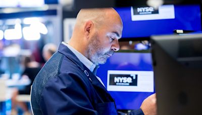 CNBC Daily Open: S&P retreats, yen surges, Tesla sinks