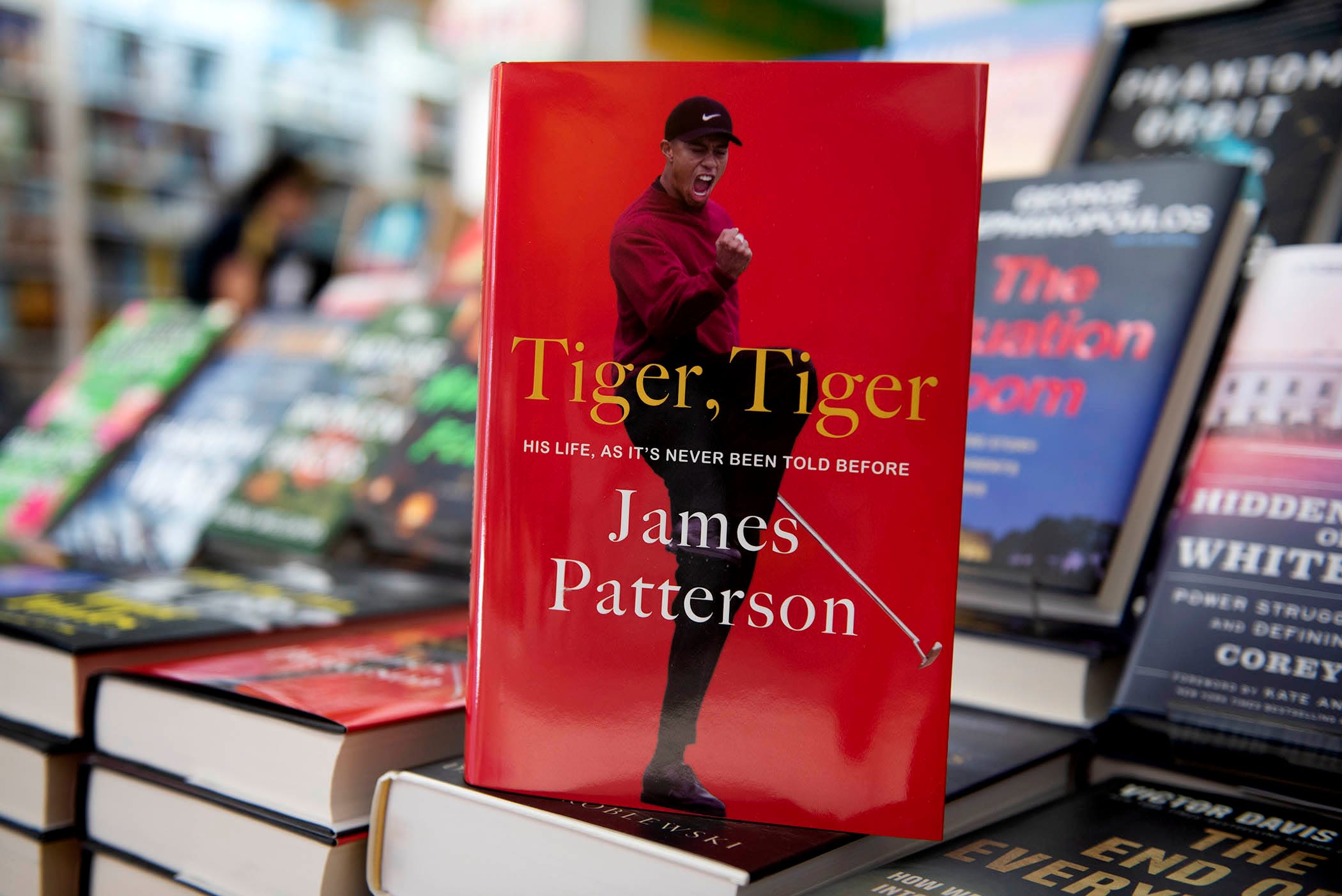 'An iconic figure': James Patterson pens new biography of golfing great Tiger Woods