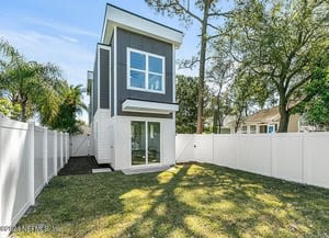 Jacksonville Beach ‘skinny house’ featured on ‘Zillow Gone Wild’ sells for list price of $619K
